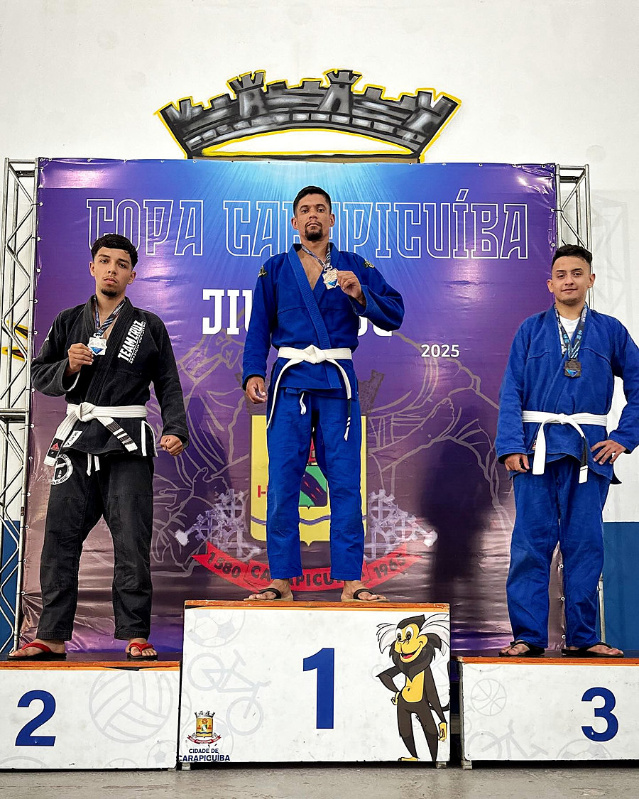 Aluno do Clã no primeiro lugar da Copa Carapicuíba
