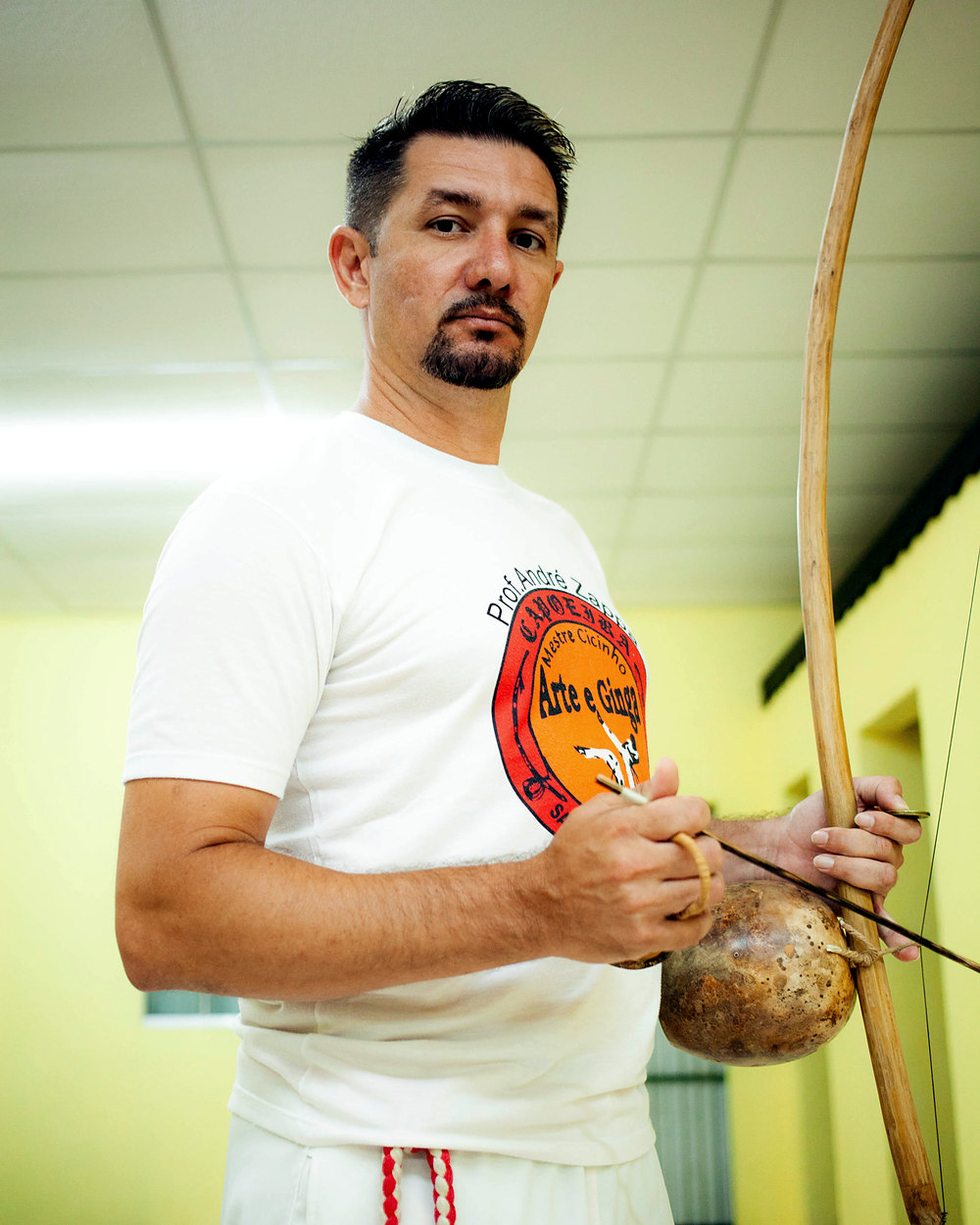Prof. André Zappa com berimbau